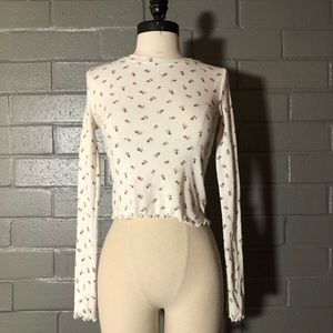 Long sleeve knit top